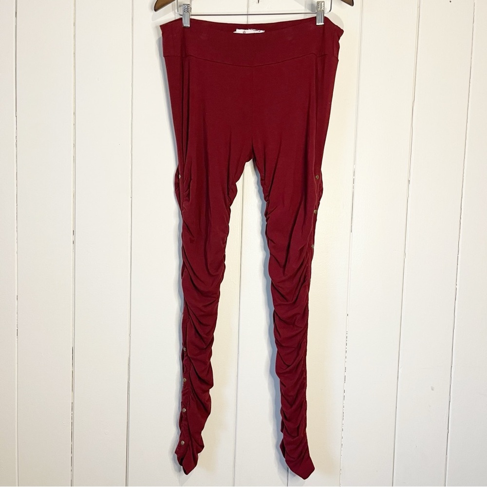 Nomads Hemp Wear Maroon Ruched Leggings. Size XL.